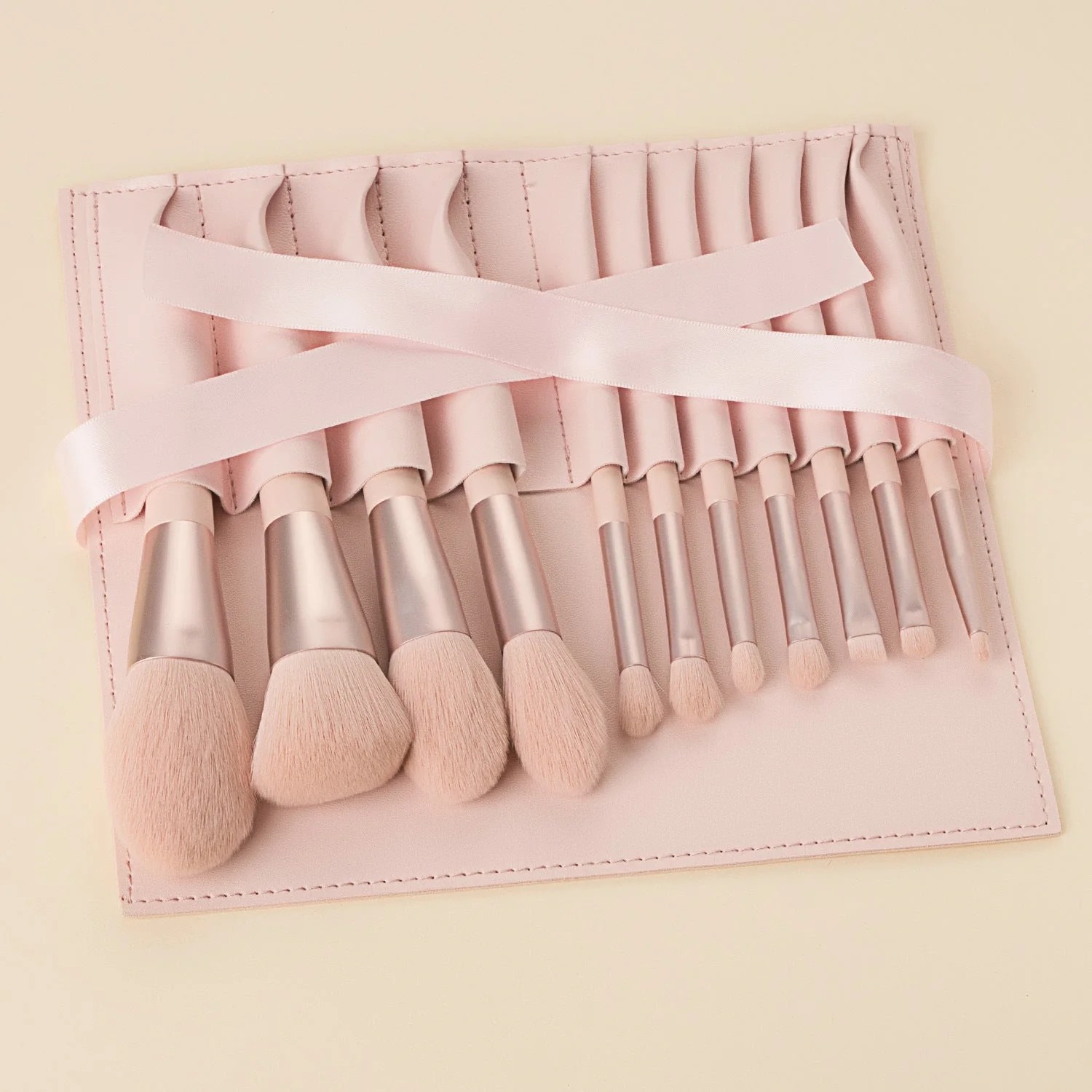 Beauty Brush Makeup Kit - Image 4